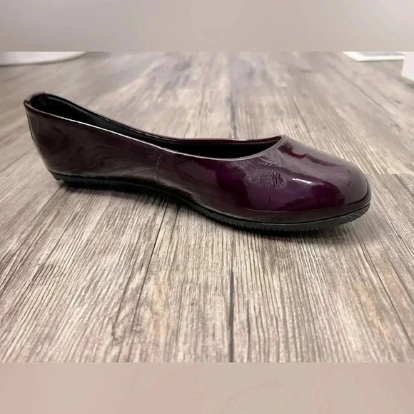 - KOKUA BARCELONA  BALLARINA FLATS PATTON LEATHER PURPLE EGGPLANT SIZE 8 39 - Picture 3 of 9